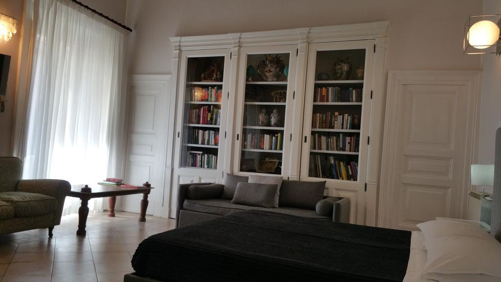 Centro Storico B&B Catania Ngoại thất bức ảnh